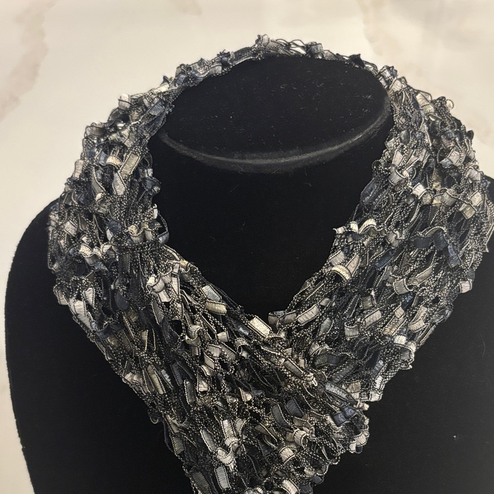 Elegant Black and Gray Women's Scarf - Picture 2 of 6